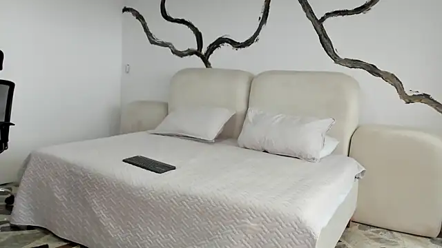 Snapshot of BridgetRodriguez chatting on 01/27/25, 12:37 BridgetRodriguez online show from 01/27/25, 12:37