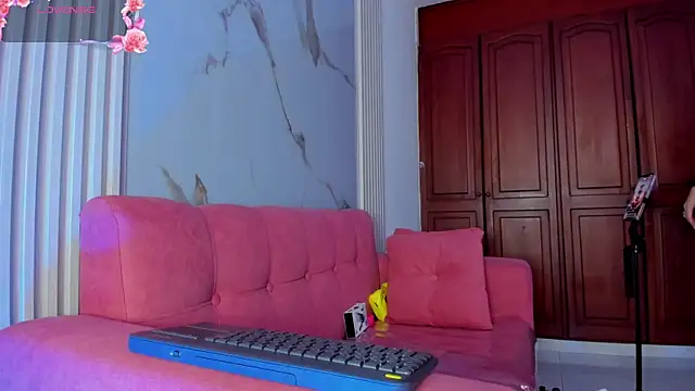 Snapshot of BridgetRodriguez chatting on 10/20/25, 12:27 BridgetRodriguez online show from 10/20/25, 12:27