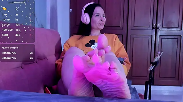 Snapshot of BridgetRodriguez chatting on 11/16/25, 12:55 BridgetRodriguez online show from 11/16/25, 12:55