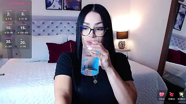 sarascottt online show from 02/13/25, 02:52