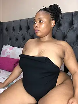 Snapshot of Anaelle24 chatting on 02/21/26, 06:25 Anaelle24 online show from 02/21/26, 06:25