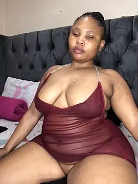 Snapshot of Anaelle24 chatting on 02/22/26, 06:02 Anaelle24 online show from 02/22/26, 06:02