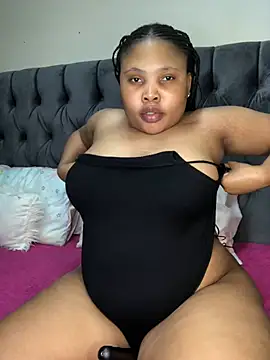 Anaelle24 online show from 05/21/26, 07:10