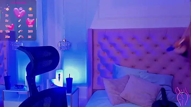 mia schwarz online show from 09/15/25, 04:45