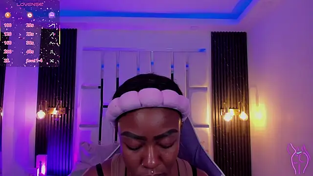 mia schwarz online show from 10/18/25, 07:58