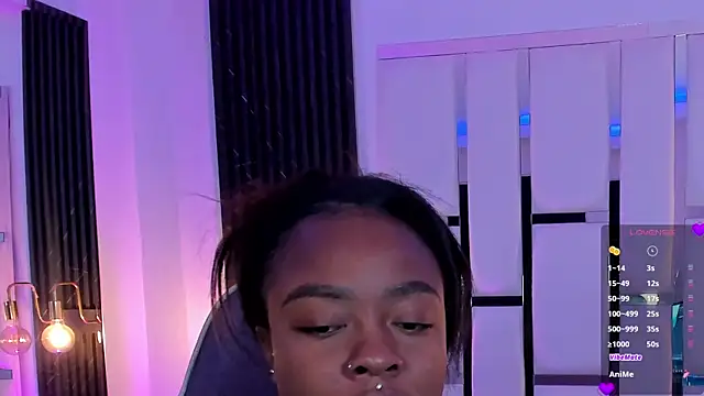 mia schwarz online show from 11/17/25, 07:14