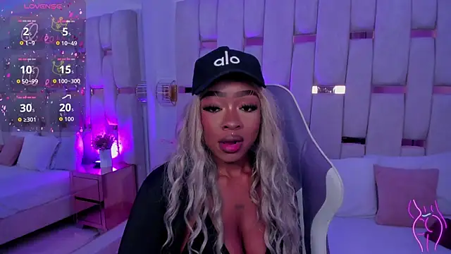 mia schwarz online show from 04/13/26, 03:12