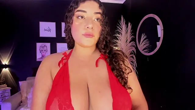 Snapshot of Keisha_west chatting on 10/05/25, 04:00 Keisha west online show from 10/05/25, 04:00