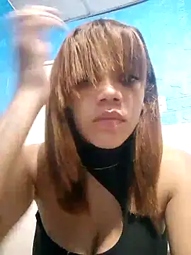 Snapshot of 1CANDYLOVE chatting on 06/11/26, 02:33 1CANDYLOVE online show from 06/11/26, 02:33