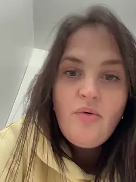 Quinnrose0420 online show from 01/01/25, 11:40