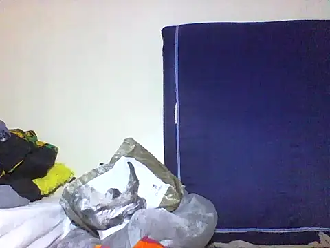 Snapshot of Sweet-piie chatting on 02/09/25, 04:40 Sweet-piie online show from 02/09/25, 04:40