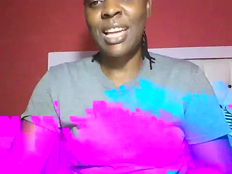 Snapshot of Sweet-piie chatting on 11/11/25, 02:17 Sweet-piie online show from 11/11/25, 02:17