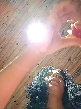 Sweet-diamondxxx online show from 04/09/26, 10:42