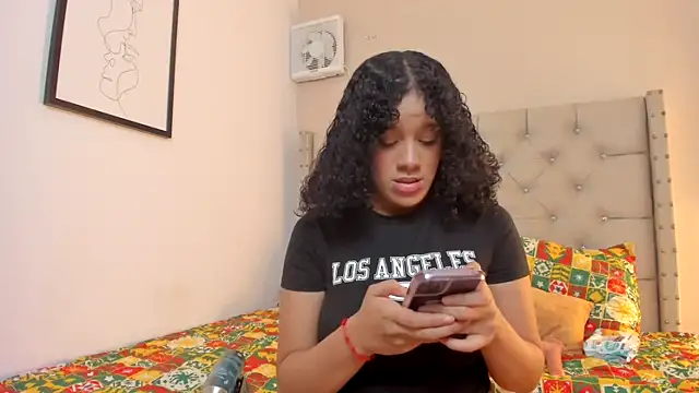 vanesasexyhot21 online show from 11/22/25, 02:54