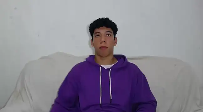 Snapshot of ethan_noir chatting on 02/22/25, 07:58 ethan noir online show from 02/22/25, 07:58