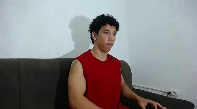 Snapshot of ethan_noir chatting on 02/25/25, 02:03 ethan noir online show from 02/25/25, 02:03