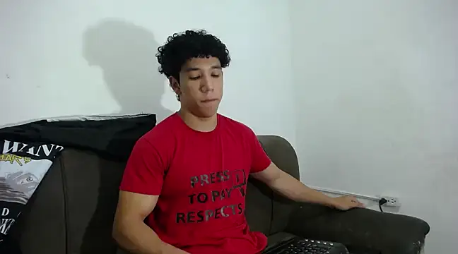 Snapshot of ethan_noir chatting on 03/01/25, 06:11 ethan noir online show from 03/01/25, 06:11