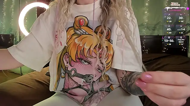 Snapshot of Natural_pussy chatting on 01/09/25, 01:35 Natural pussy online show from 01/09/25, 01:35