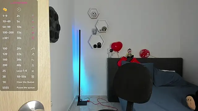 Snapshot of Daemon21 chatting on 03/01/25, 09:37 Daemon21 online show from 03/01/25, 09:37