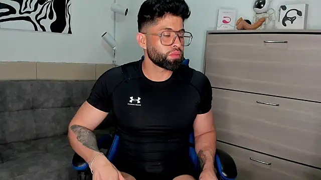 Snapshot of Daemon21 chatting on 09/15/25, 03:17 Daemon21 online show from 09/15/25, 03:17