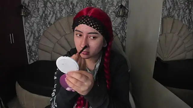 larissa01  online show from 03/12/25, 02:41