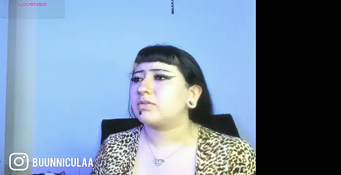 larissa01  online show from 02/22/26, 10:19