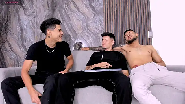 hot day online show from 02/22/25, 02:17