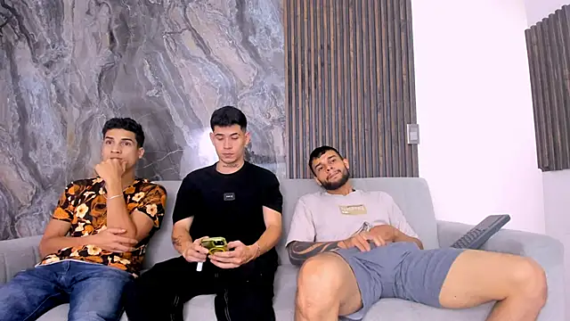 hot day online show from 03/01/25, 01:53