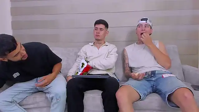 hot day online show from 03/14/25, 06:53