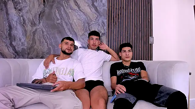 hot day online show from 03/20/25, 01:46