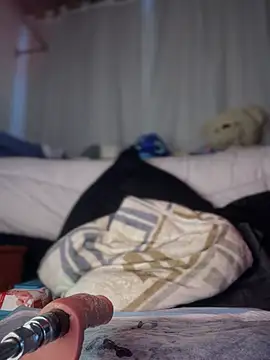 -Loren- online show from 03/21/25, 12:17