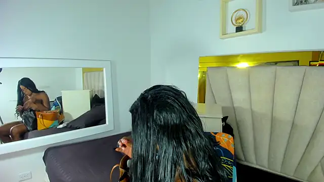 Snapshot of Evelonga_707 chatting on 03/03/25, 07:06 Evelonga 707 online show from 03/03/25, 07:06