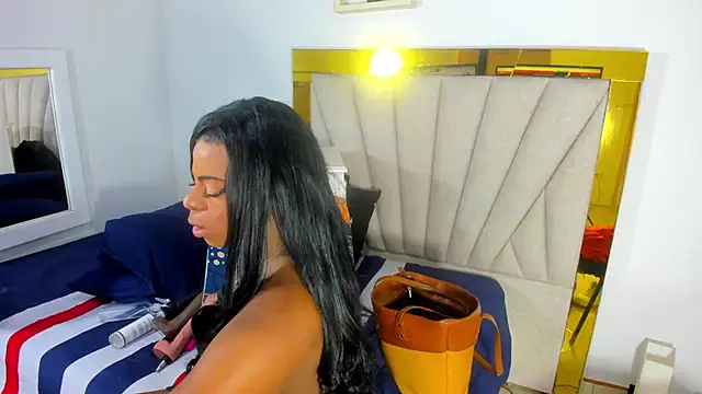 Snapshot of Evelonga_707 chatting on 03/08/25, 07:09 Evelonga 707 online show from 03/08/25, 07:09