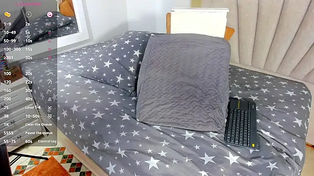 Snapshot of Evelonga_707 chatting on 03/21/25, 10:28 Evelonga 707 online show from 03/21/25, 10:28