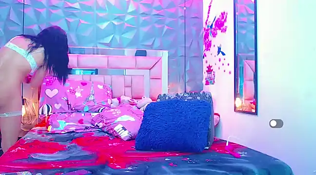 Snapshot of Doll_IvannaTs chatting on 02/18/25, 01:32 Doll IvannaTs online show from 02/18/25, 01:32