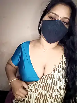 Snapshot of midhly chatting on 12/11/24, 06:52 midhly online show from 12/11/24, 06:52