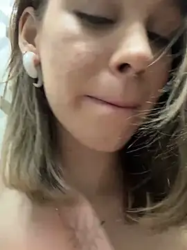 Street young online show from 02/08/25, 12:17