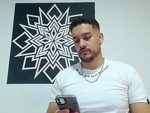  CHRIS-DENNIS  online show from 04/10/26, 01:44