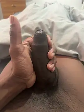 Snapshot of Oorgazmic chatting on 02/16/25, 12:10 Oorgazmic online show from 02/16/25, 12:10