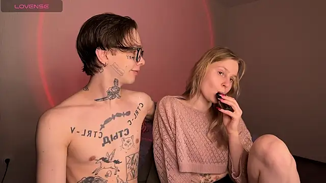 Snapshot of anahori__simon chatting on 02/19/25, 04:55 anahori simon online show from 02/19/25, 04:55