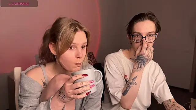 Snapshot of anahori__simon chatting on 02/22/25, 10:09 anahori simon online show from 02/22/25, 10:09