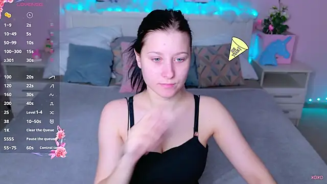 SarahStanley online show from 03/13/25, 09:10