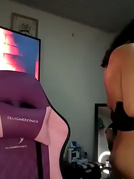 Lanna hott  online show from 10/16/25, 11:22