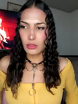 Lanna hott  online show from 11/10/25, 10:53