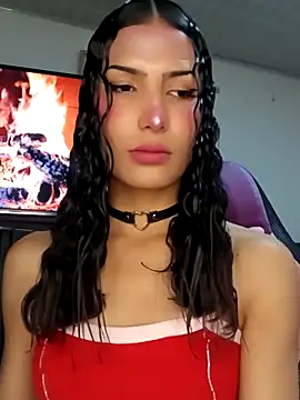 Lanna hott  online show from 11/22/25, 11:31