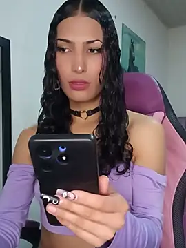 Lanna hott  online show from 05/18/26, 09:09