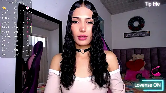 Lanna hott  online show from 07/28/26, 08:52