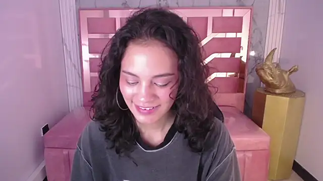 Tyna ch online show from 12/28/24, 04:52