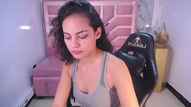 Tyna ch online show from 03/22/25, 10:37
