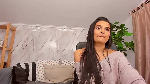 JennaPrice online show from 12/27/24, 06:31